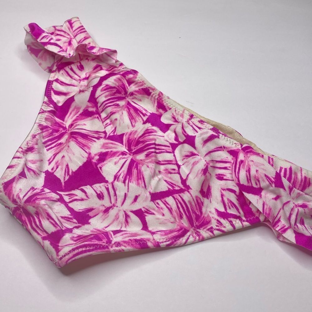 Flutter Pink Bikini Bottom‎ - Picture 6 of 7